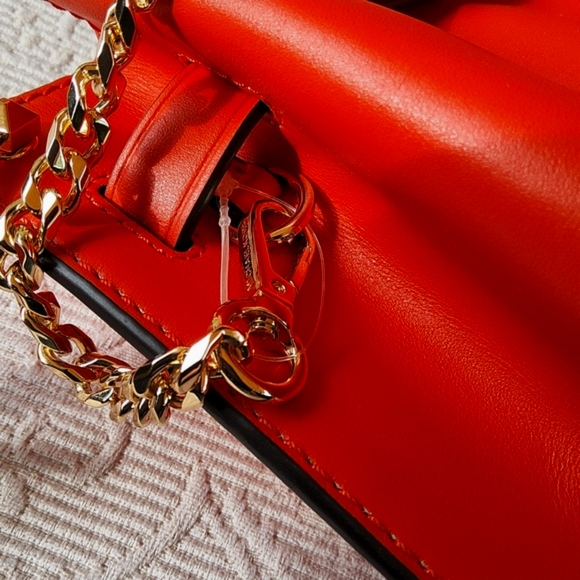 MICHAEL Michael Kors Hamilton Legacy Medium Messenger Bucket Bag-- NWT - Picture 11 of 14